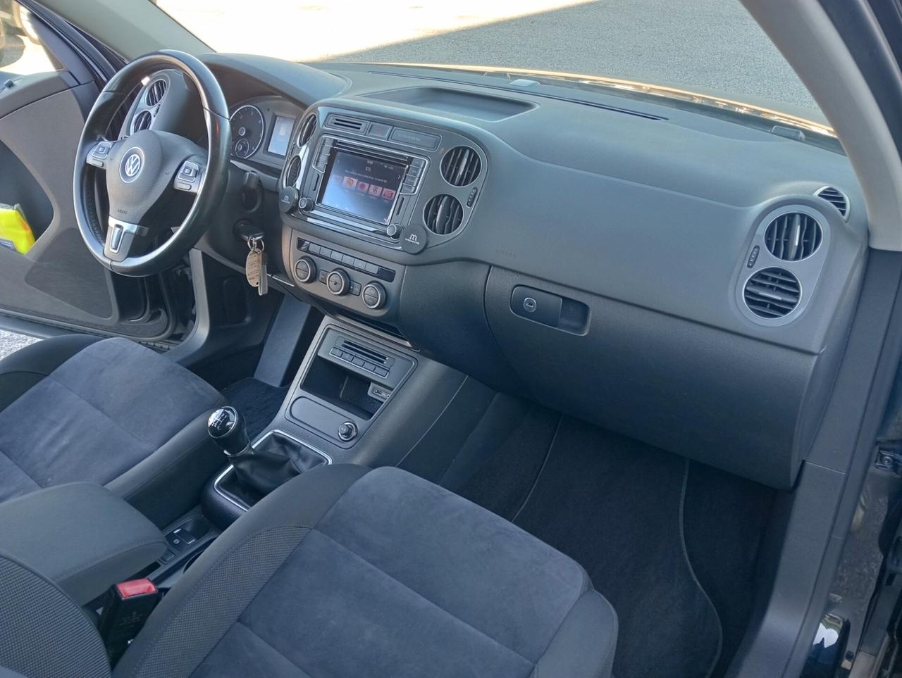 Volkswagen Tiguan 2.0TDI 110cv Sport UNIPROPRIETARIO
