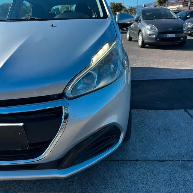 Peugeot 208 BlueHDi 75 5 porte Allure