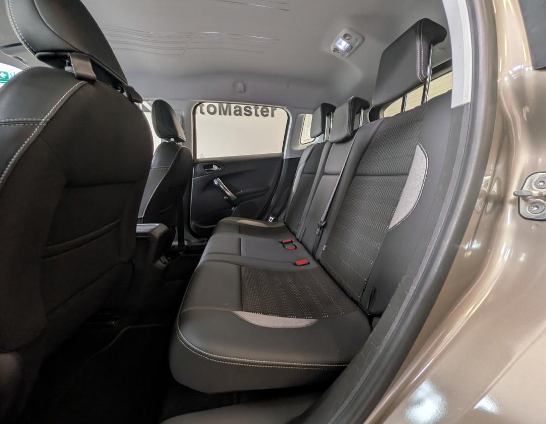 PEUGEOT 2008 1° serie - PureTech 82 Allure