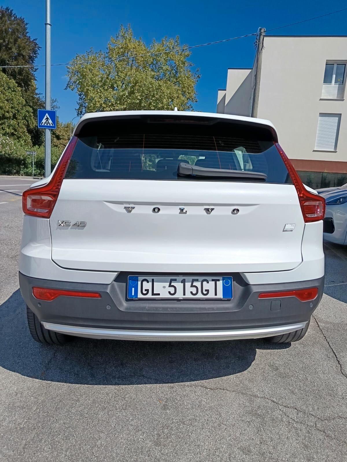 Volvo XC40 T4 Recharge Plug-in Hybrid automatico Core