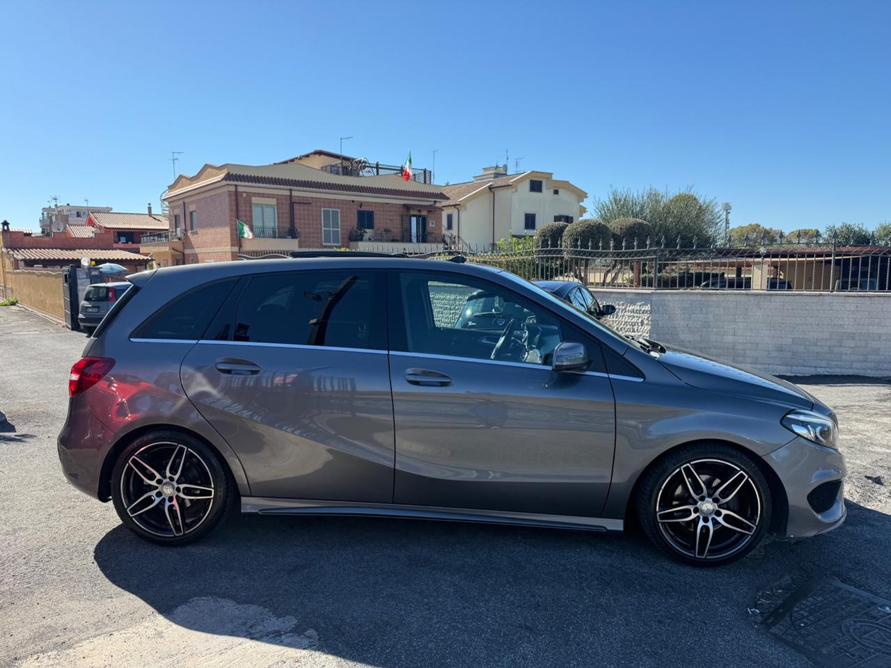 MERCEDES B 180d Automatic Premium TETTO