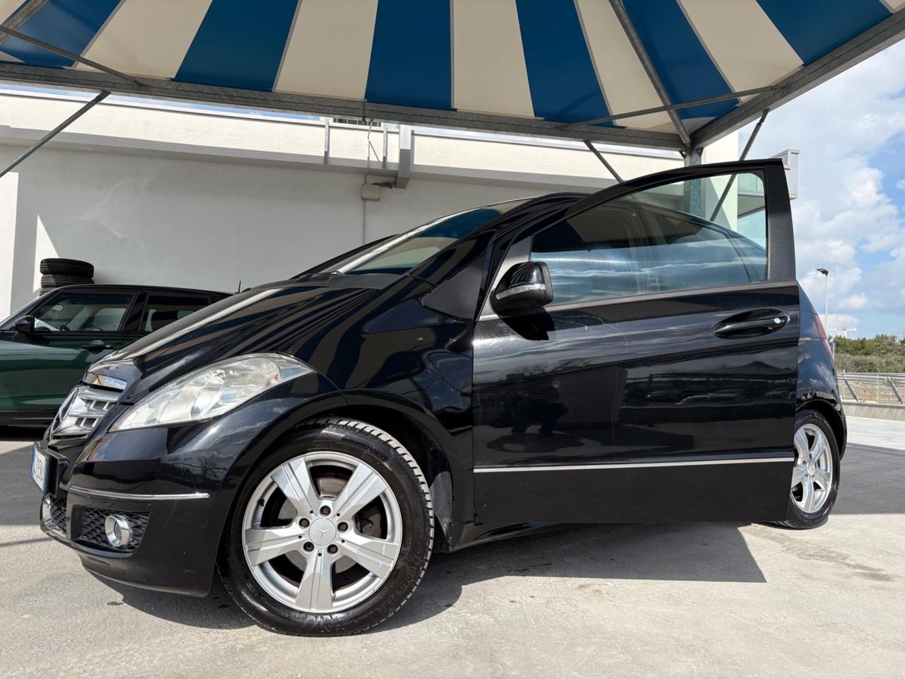 Mercedes-benz A 160 CDI BlueEFFICIENCY Elegance