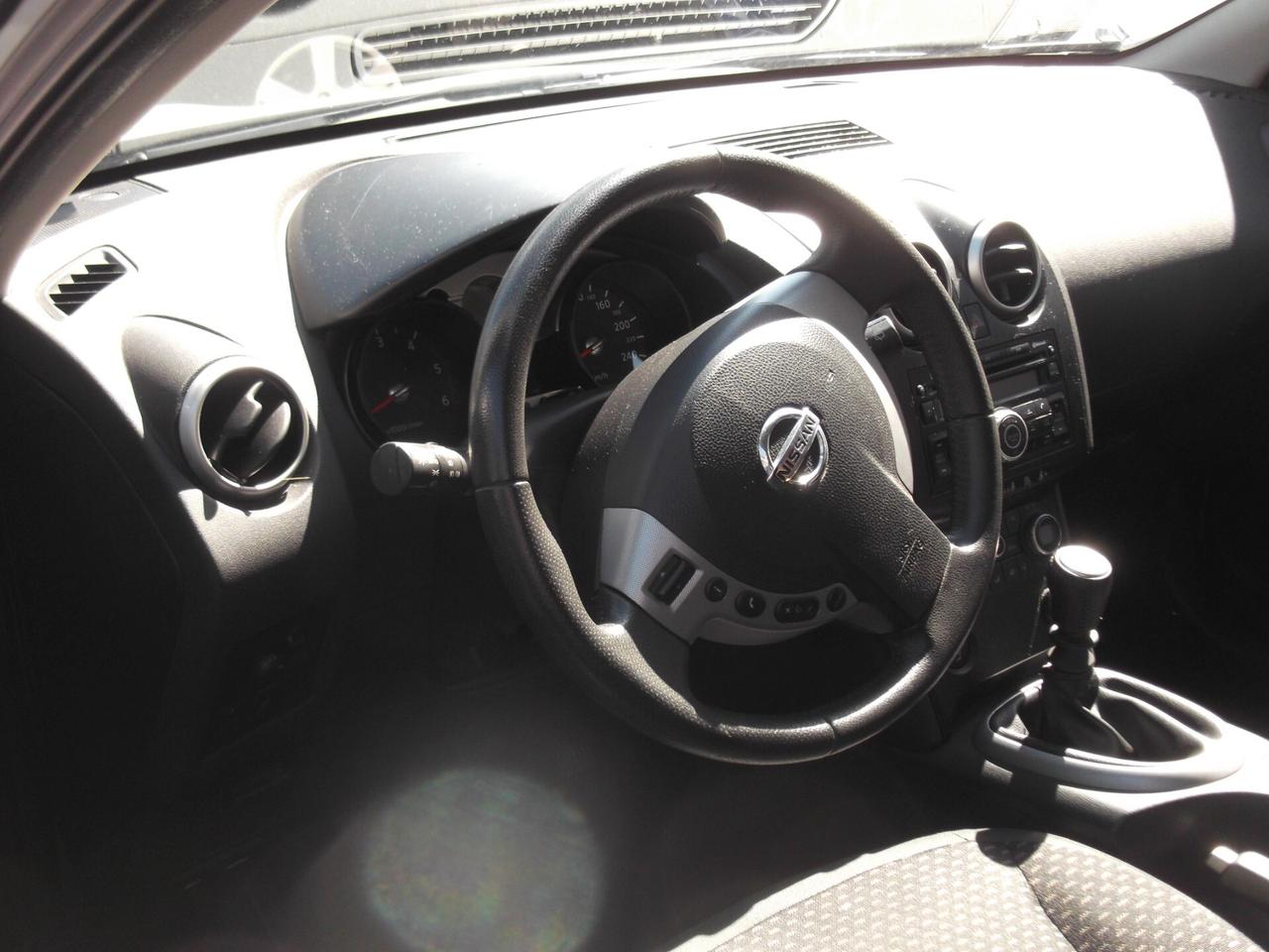 Nissan Qashqai 2.0 dCi DPF 4WD Acenta - 32