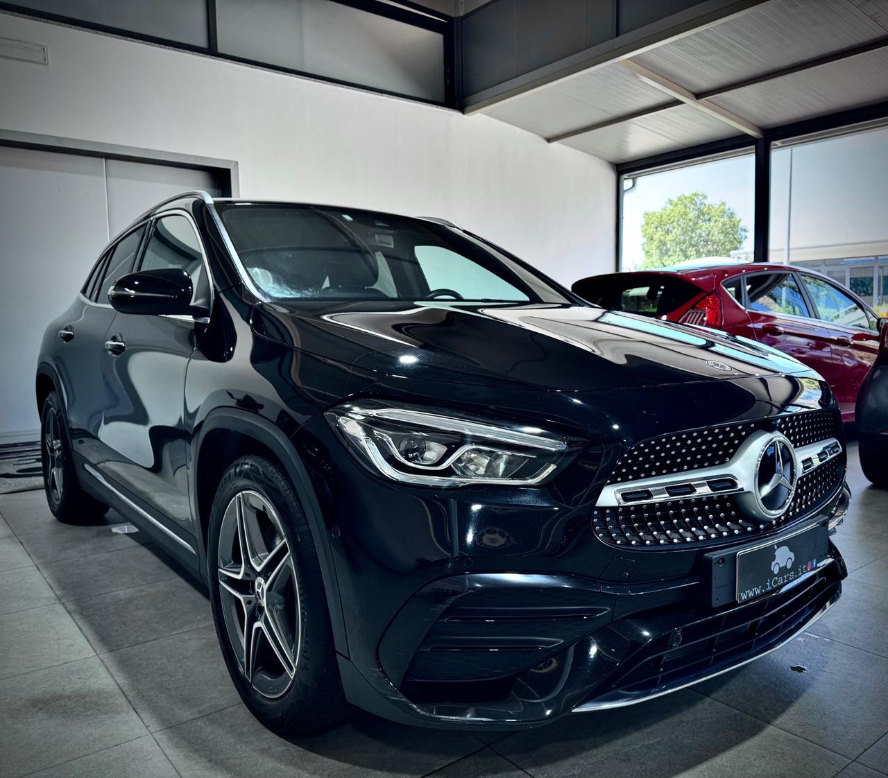 Mercedes-Benz GLA 200 d 150CV Premium AMG