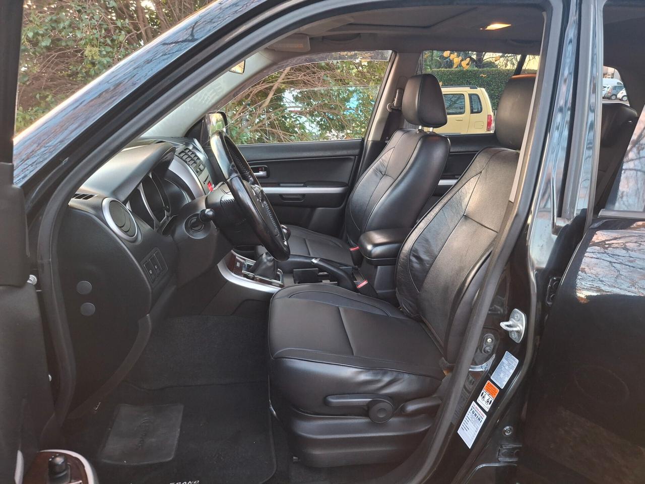 Suzuki Grand Vitara 1.9 DDiS-5 Porte-Executive-Pelle-