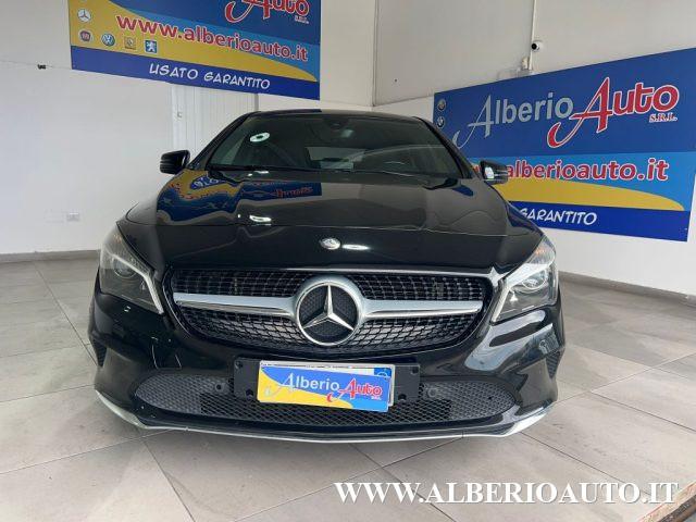 MERCEDES-BENZ CLA 200 d Premium