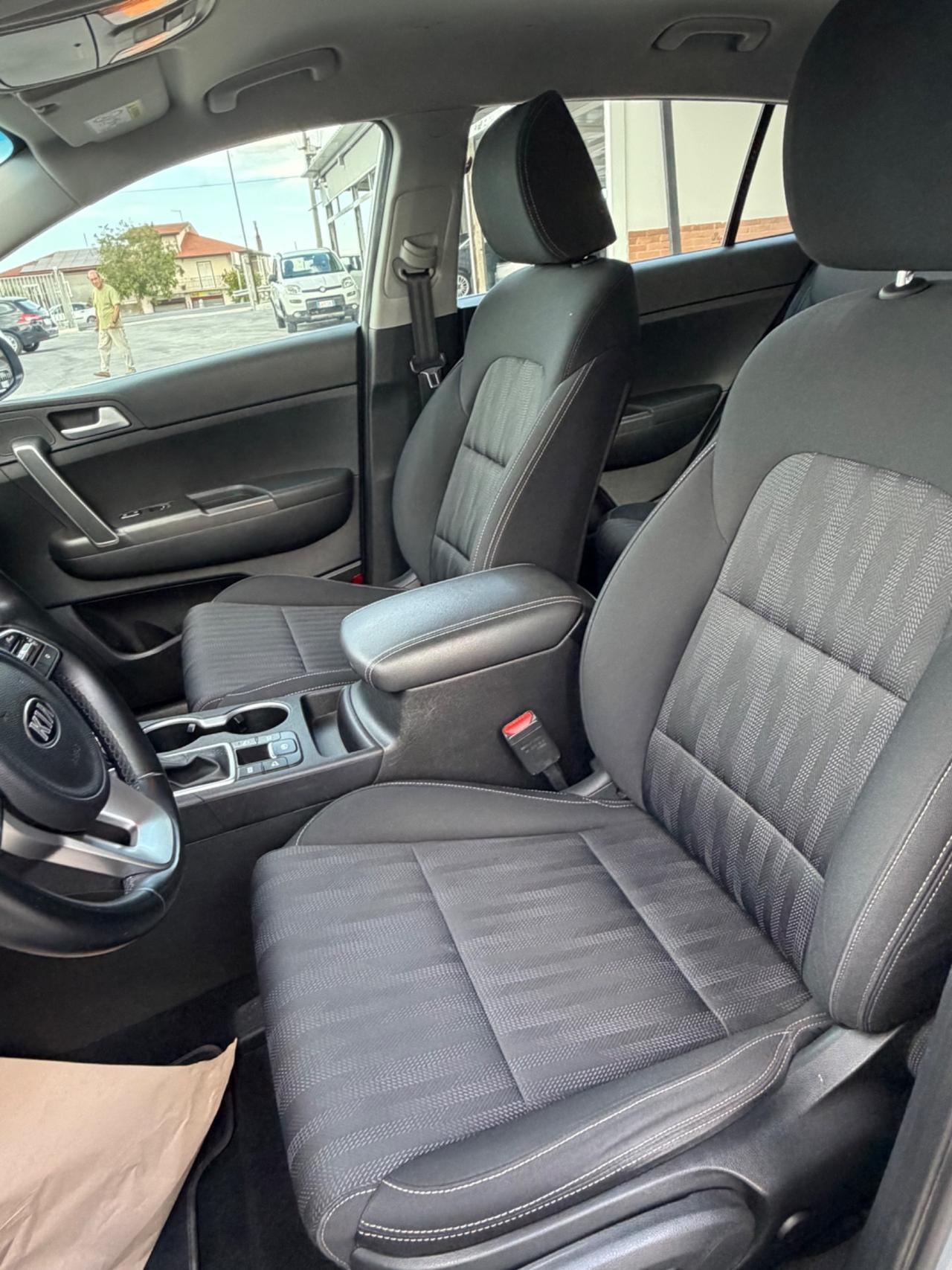 Kia Sportage 1.6 CRDI 136 CV DCT7 2WD Mild Hybrid Business Class