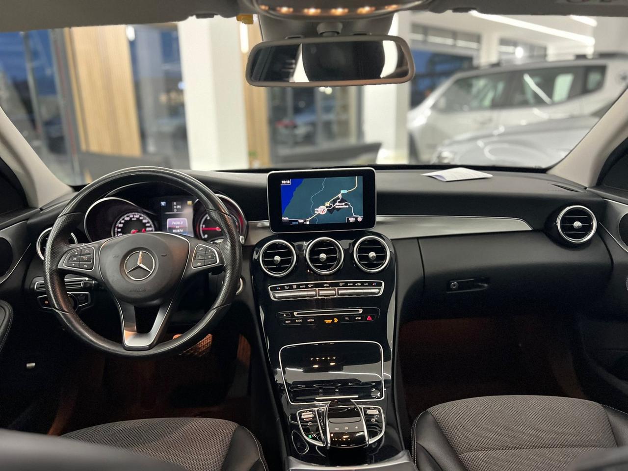 Mercedes-benz C 220 d Auto Premium