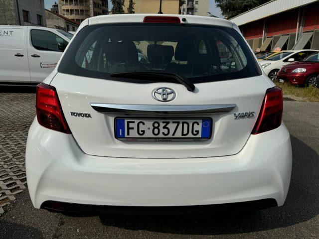 TOYOTA Yaris 1.0 5 porte Lounge