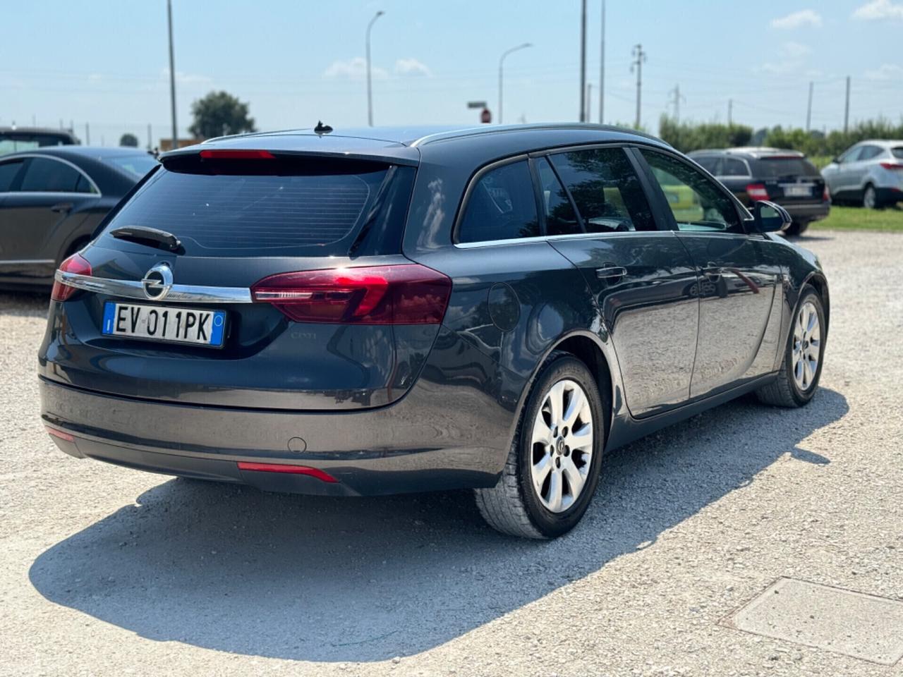 Opel Insignia 2.0 CDTI Sport 2014 Garanzia 12 mesi