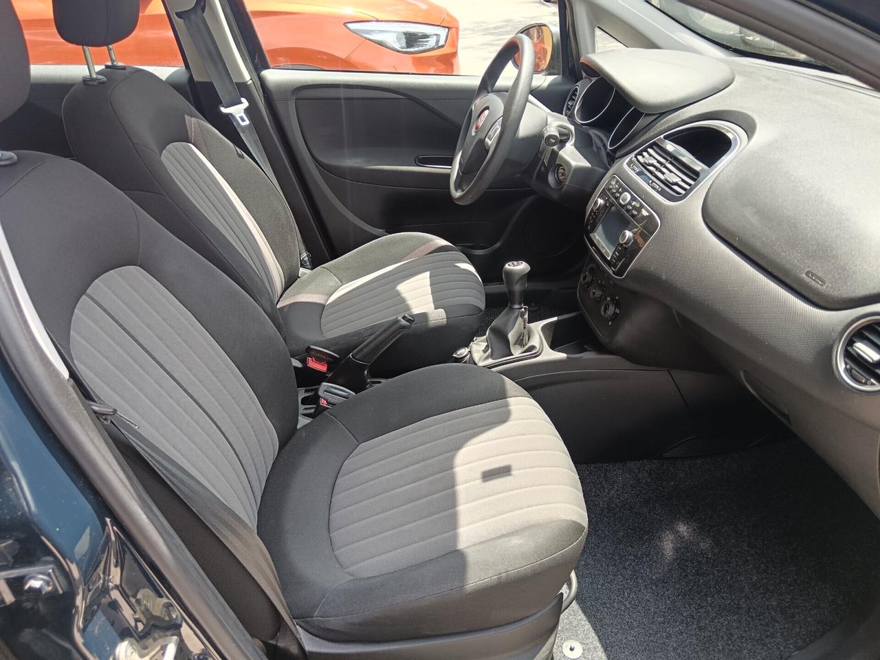Fiat Punto 1.3 MJT 95CV 5P LOUNGE NAVI