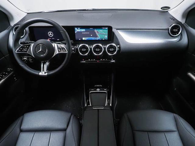 MERCEDES-BENZ B 180 Automatic Progressive Advanced