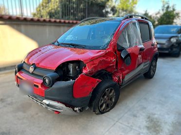 Fiat Panda 1.0 Hybrid Cross - 2022 Incidentata