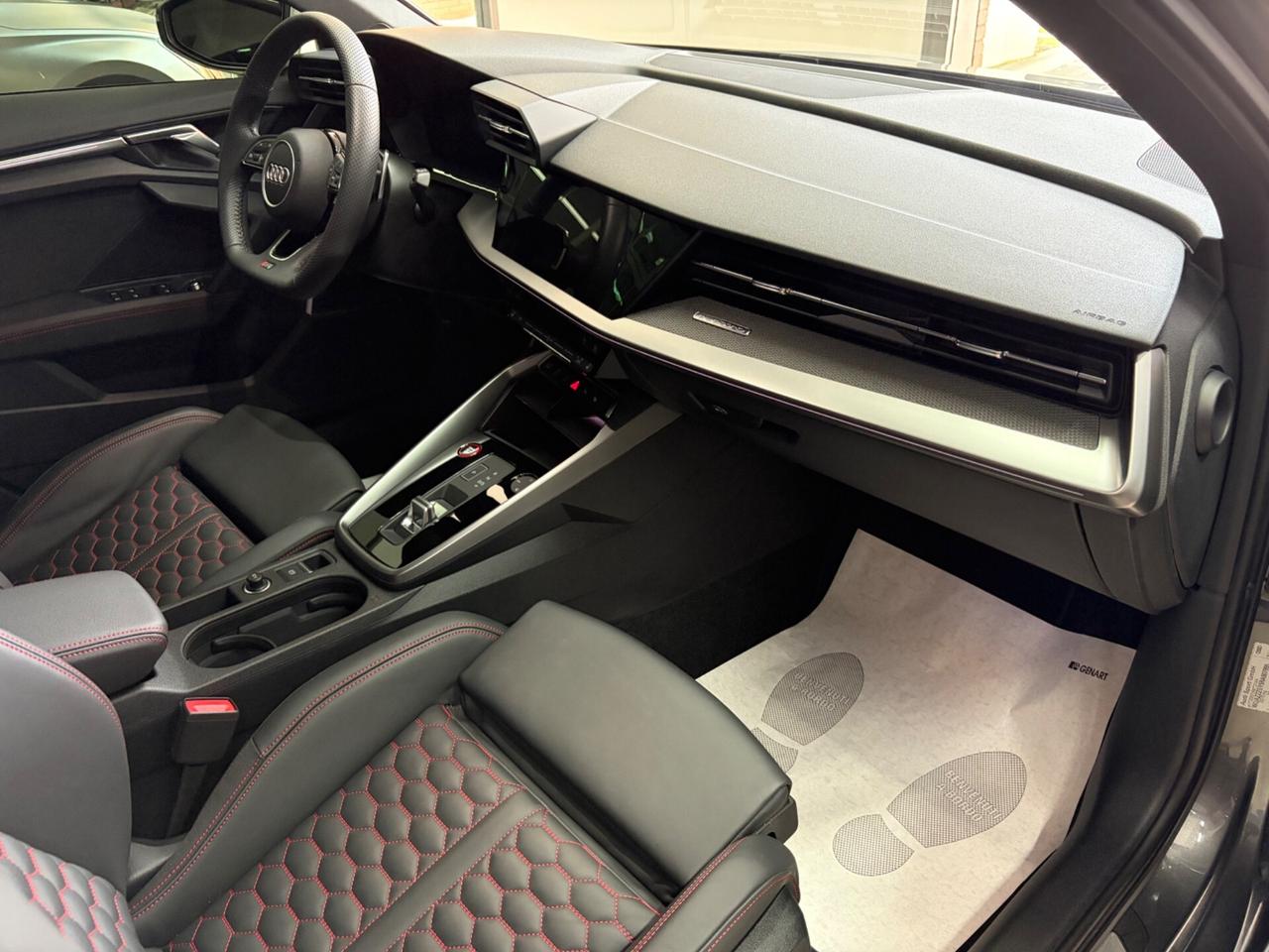 Audi RS3 spb + CARBOCERAMICI - SOLO 7.683Km !!