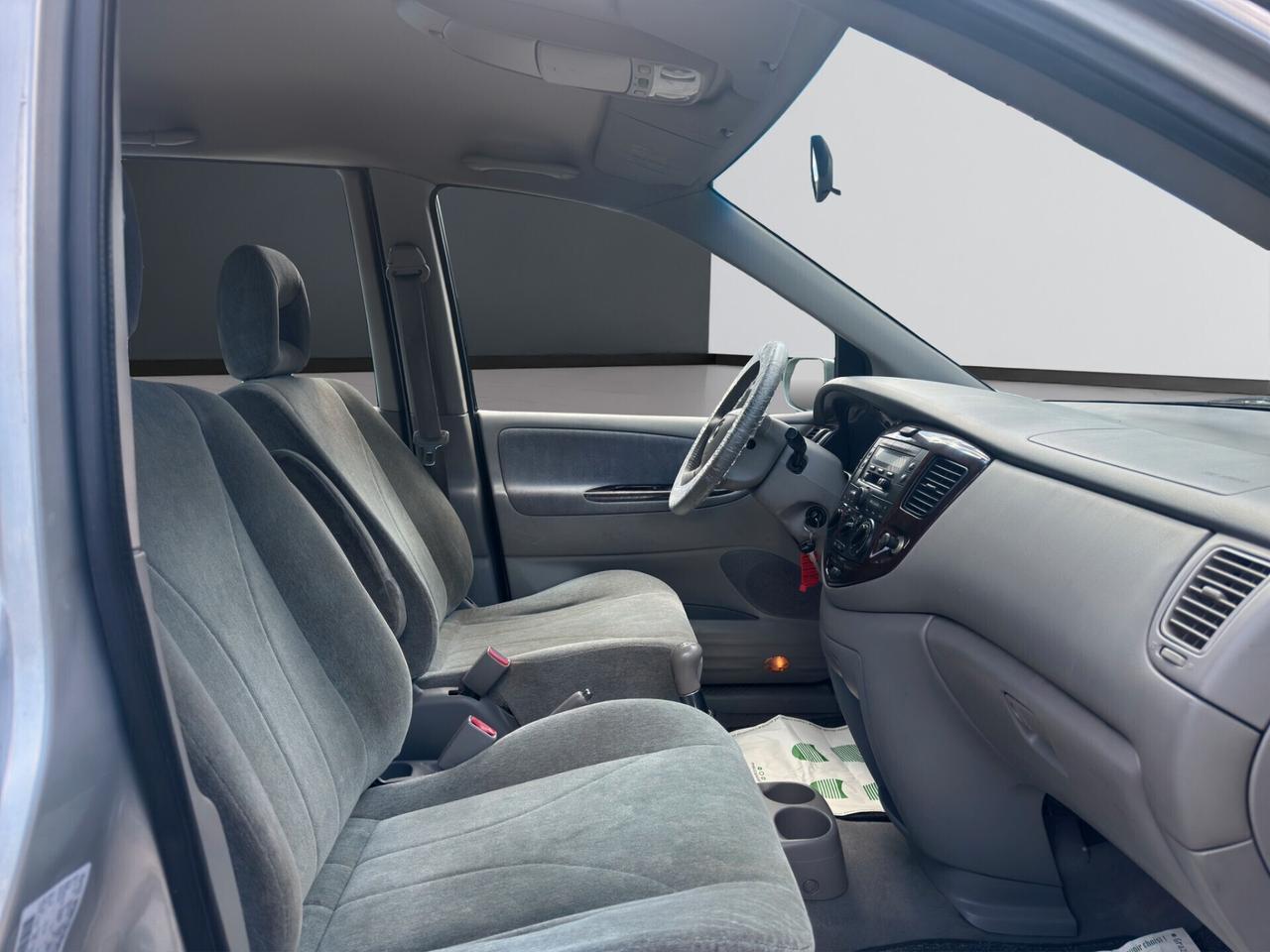 Mazda MPV 2.0i 16V cat