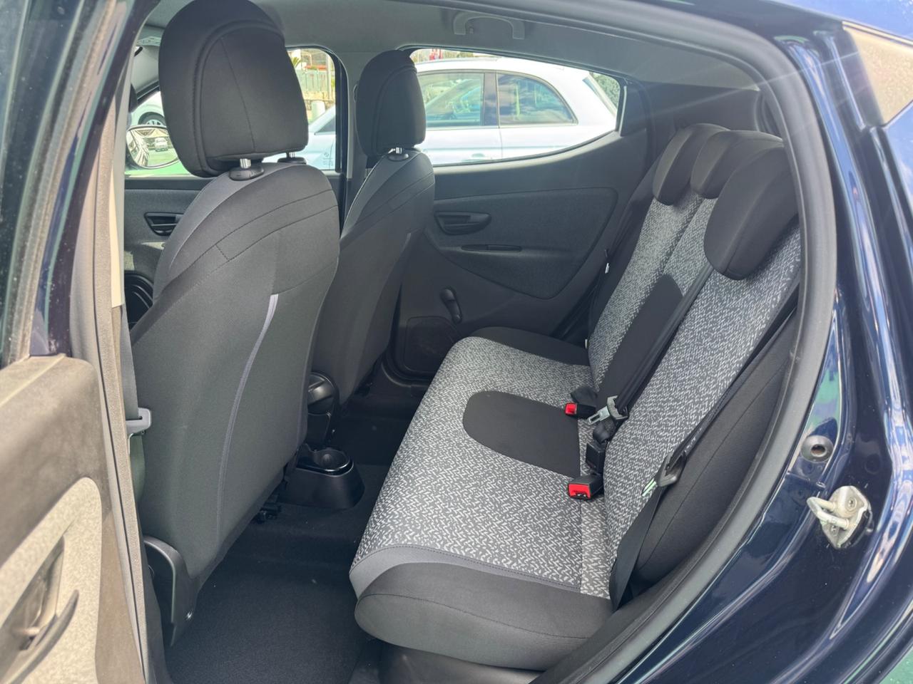 Lancia Ypsilon 1.2 69 CV 5 porte GPL Ecochic Monogram