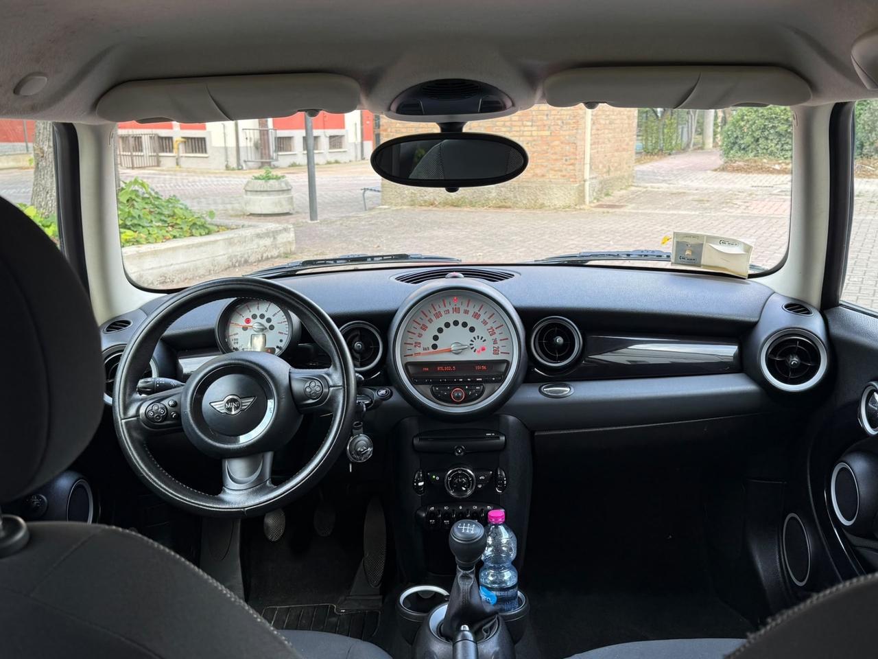 Mini 1.6 16V One (55kW)
