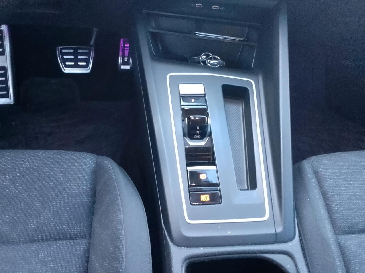 Volkswagen Golf 1.5 TGI DSG Style