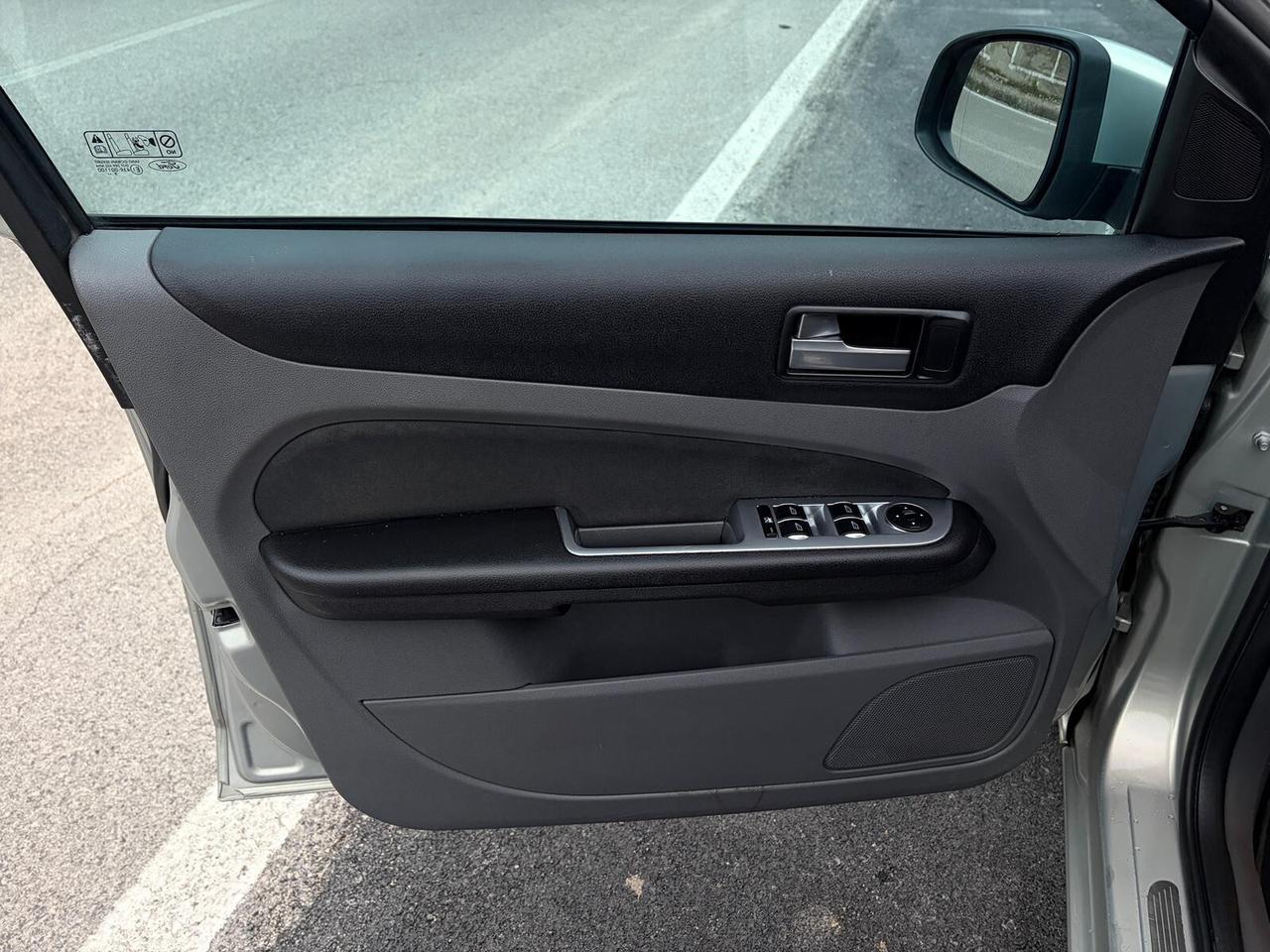 Ford Focus 1.6 TDCi 110CV 5p. Titanium