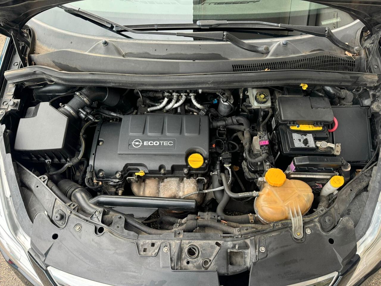 Opel Corsa 1.2i 5 porte GPL Full Opt