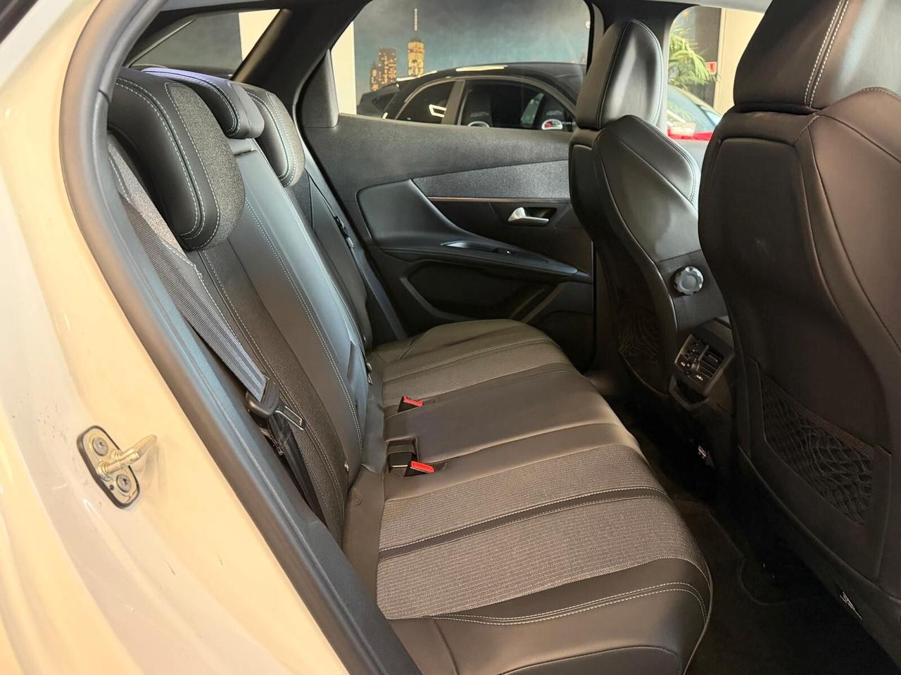 PEUGEOT 3008 ALLURE 1.5 130CV NAVI CRUISE CAM ANNO 2021