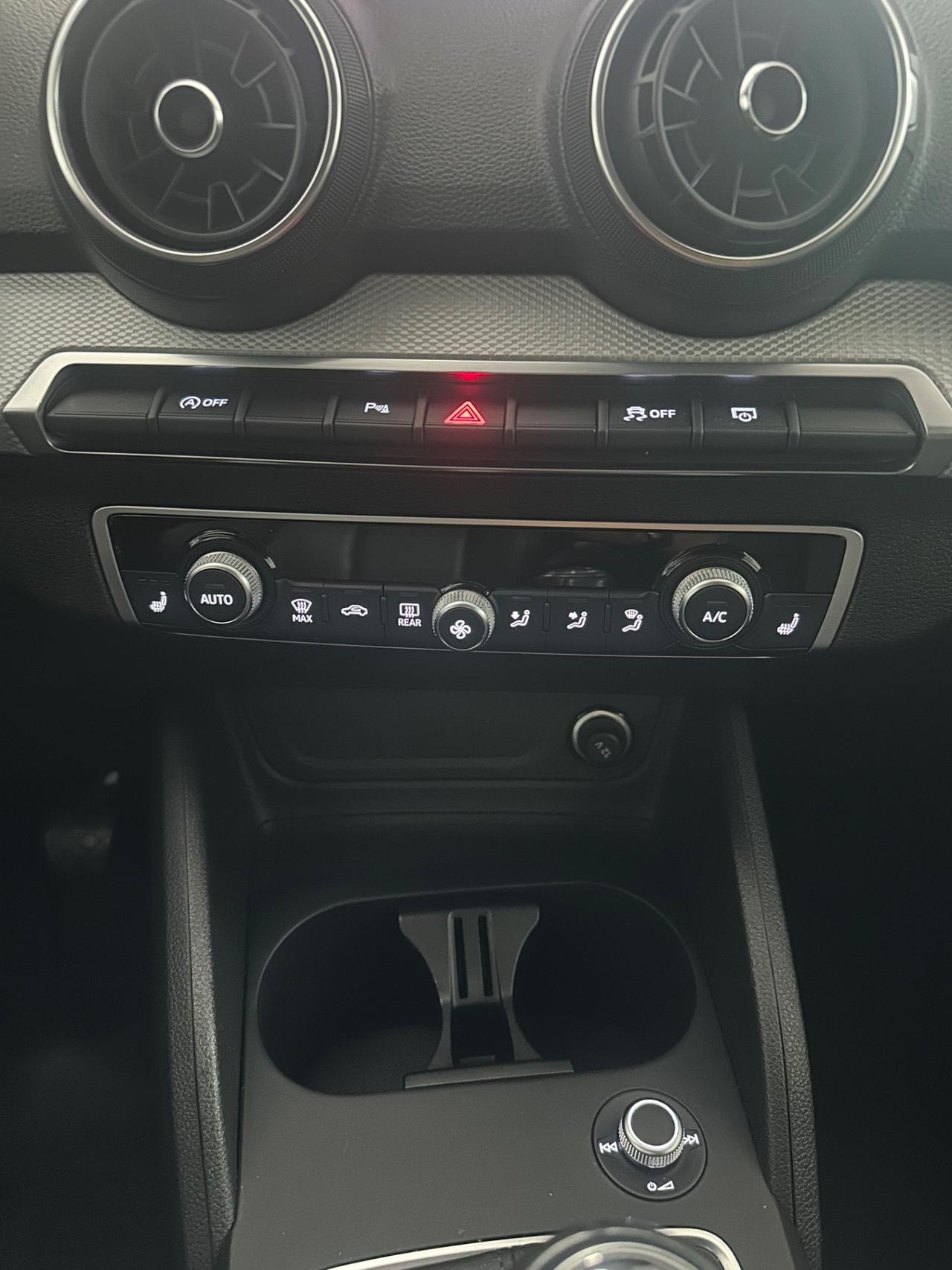 Audi Q2 30 TDI S line Edition