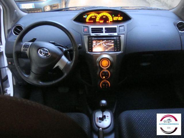 TOYOTA - Yaris - 1.3 5p. M-MT Sol