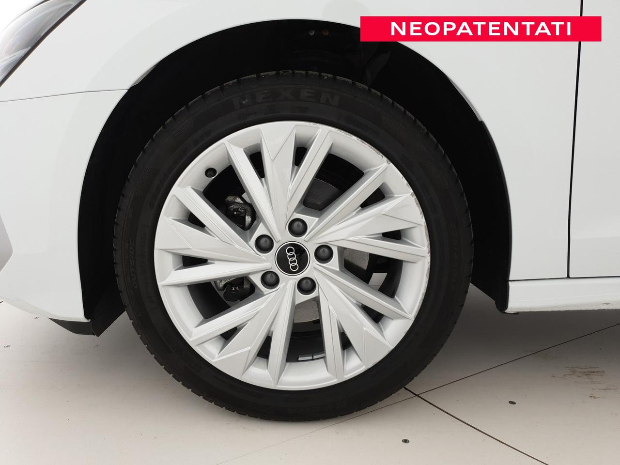 Sportback 30TDI 116CV Business Advanced