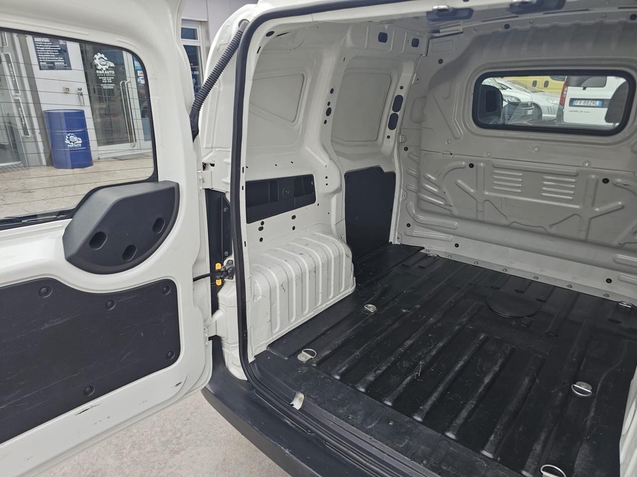 FIAT FIORINO / 2016 / 4P / VETT. FURGONATA 1.3 MULTIJET 80 CV E6 SX