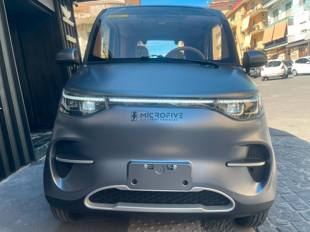 Minicar Elettrica Microfive London Pronta consegna