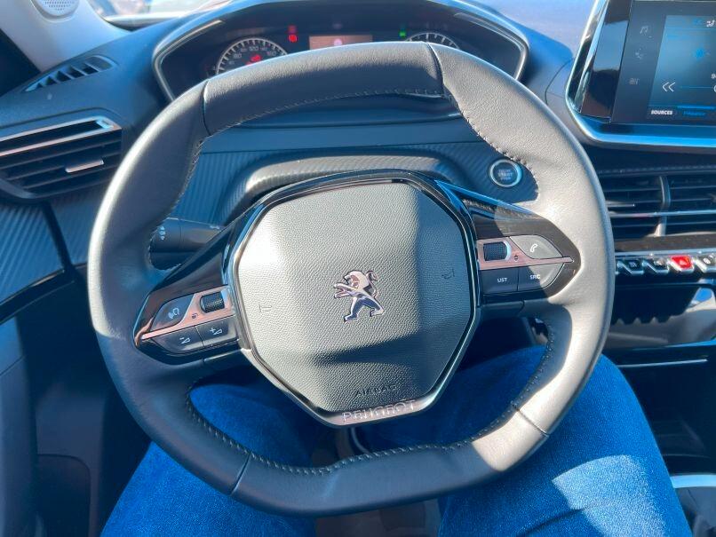 Peugeot 2008 BlueHDi 110 S&S Allure Pack