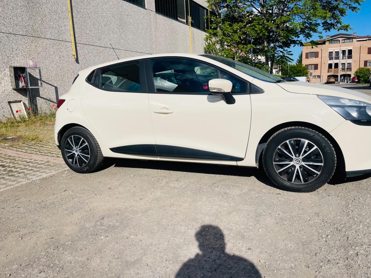 Renault Clio 1.2 75CV 5 porte Life