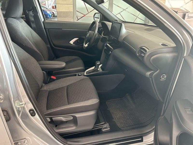 Toyota Yaris Cross 1.5 Hybrid 5p. E-CVT AWD-i Trend