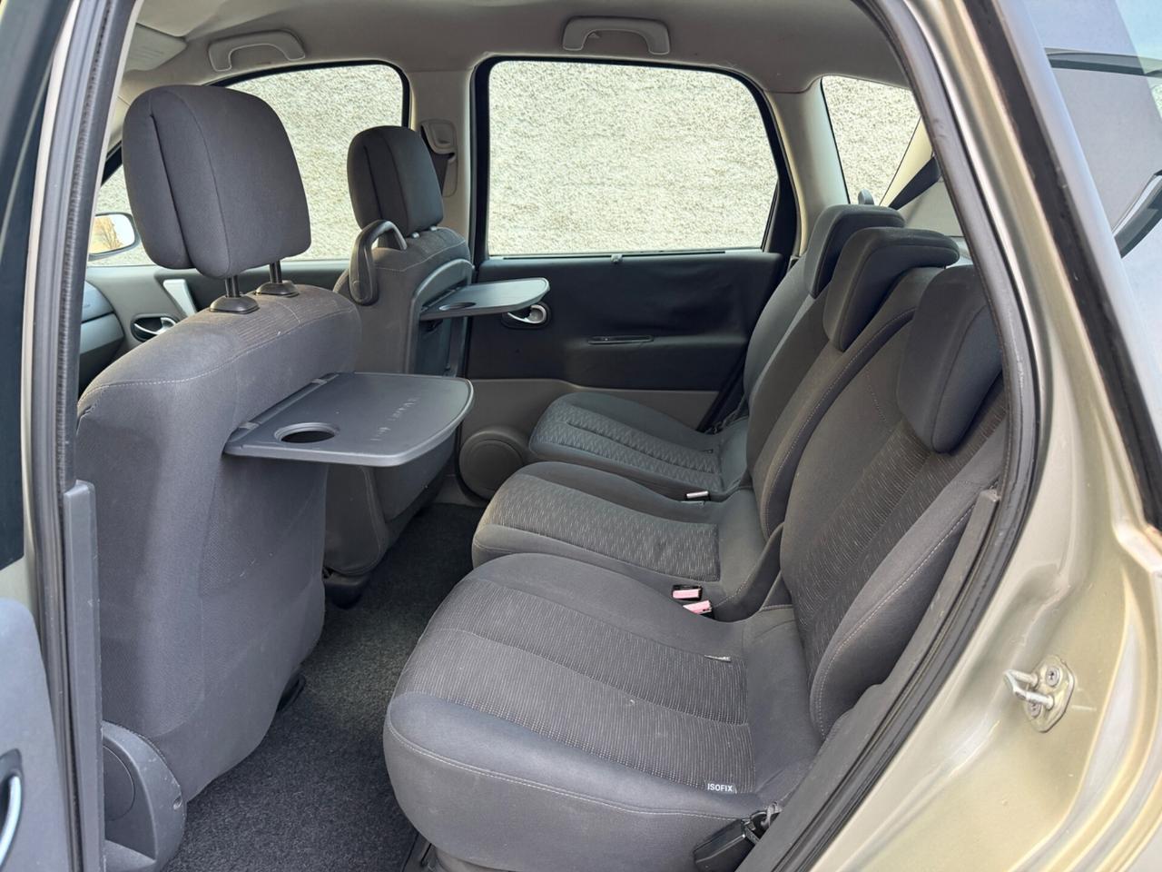 Renault Scénic 1.6 benzina euro4 spaziosa neopatentati