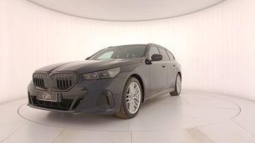 BMW Serie 5 G61 2024 Touring - 540d Touring 48V xdrive MSport Pro 183kW auto