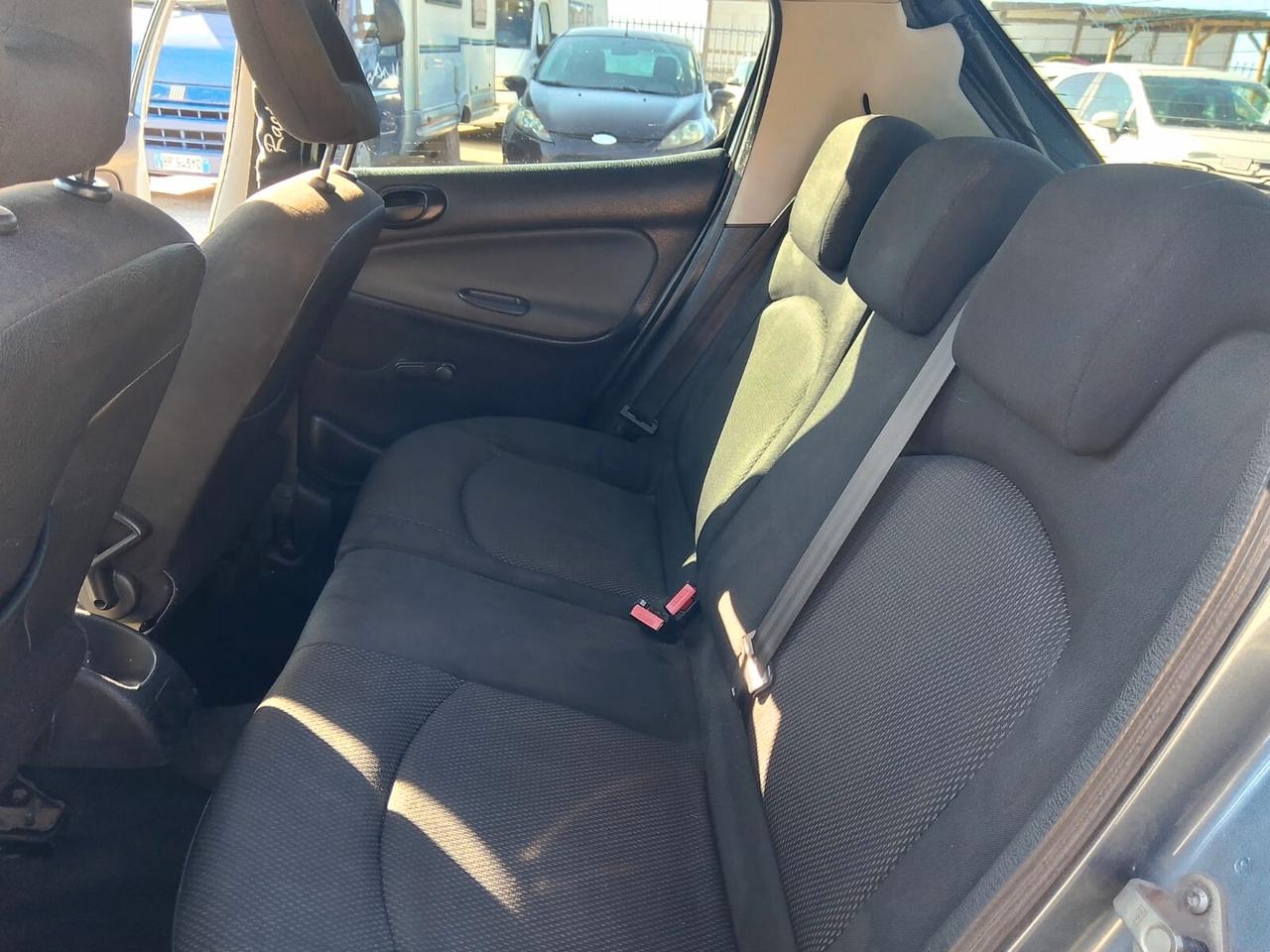 Peugeot 206 1.4 HDi 5p. Enfant Terrible