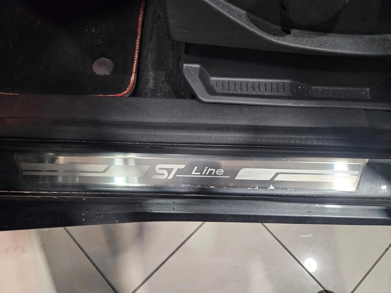 FORD KUGA 1.5 DIESEL ST-LINE DEL NORD ITA 2019