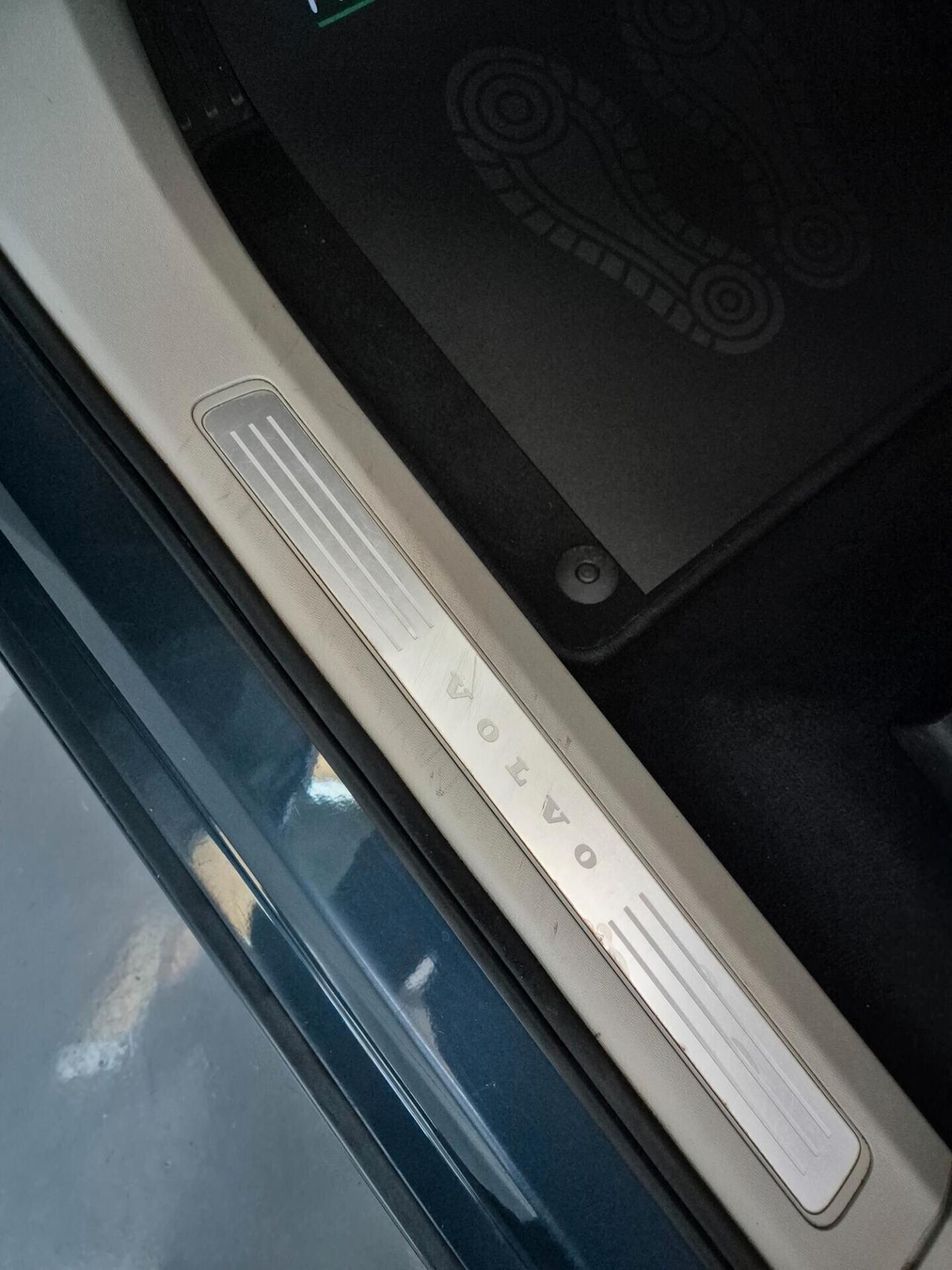 Volvo XC90 B5 2.0cc 235cv Hybrid Certificata IvaEsposta inclusa nel prezzo