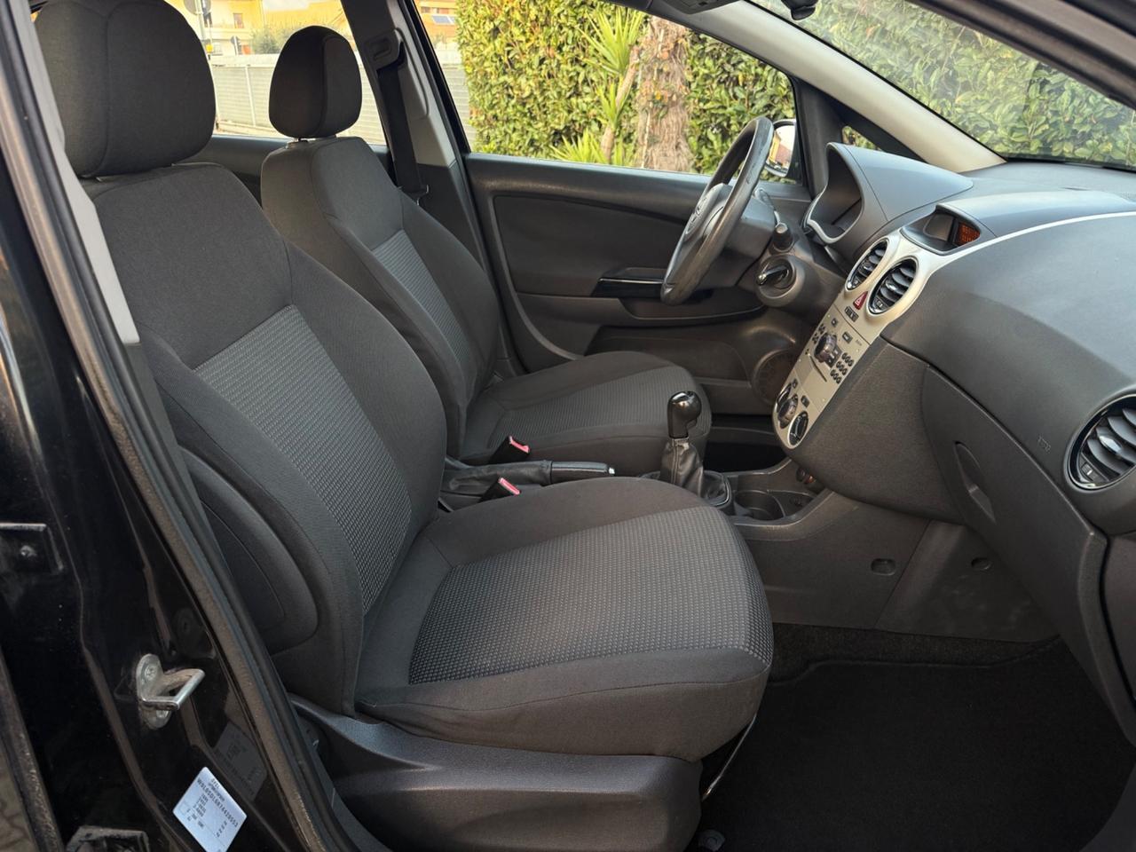 Opel Corsa 1.2 5Porte Cosmo