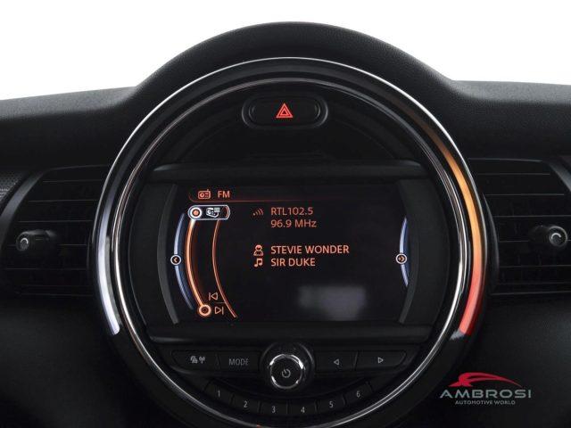 MINI Cooper 5 porte 1.5