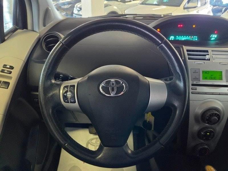Toyota Yaris 2ª serie 1.4 D-4D 5 porte Navi