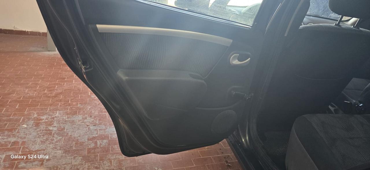 Dacia Sandero 1.4 8V GPL Lauréate
