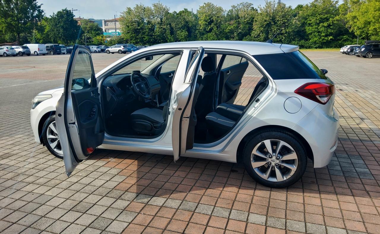 Hyundai i20 1.1 CRDi 12V 5 porte Comfort
