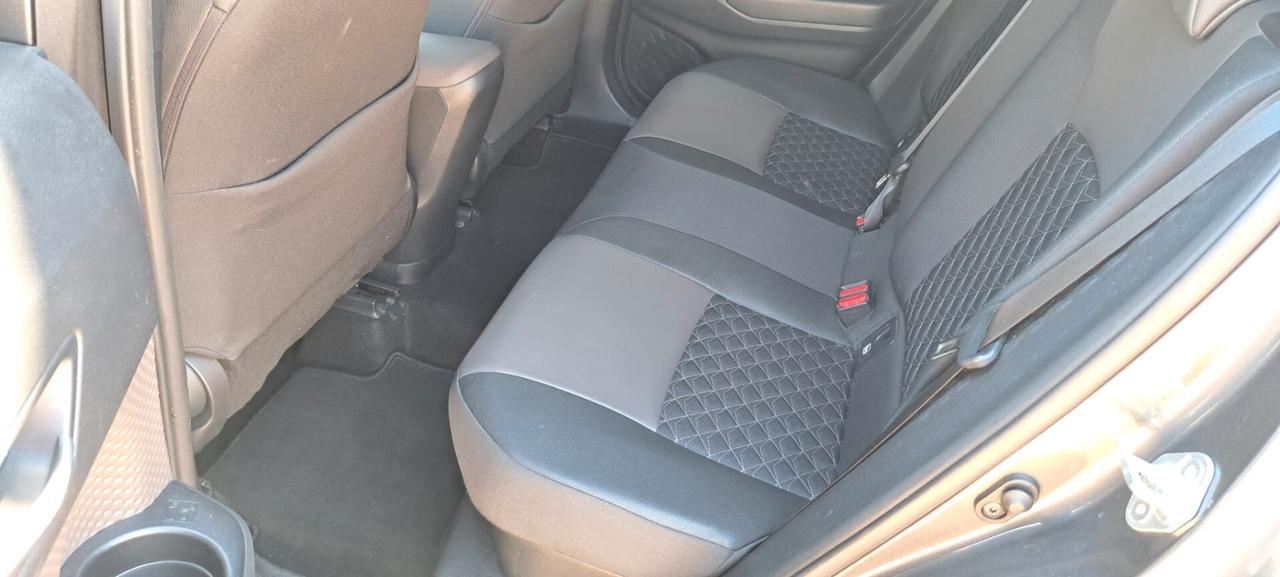 Toyota C-HR 1.8 Hybrid E-CVT Lounge
