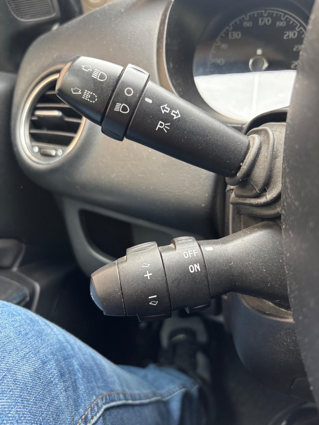 Lancia Delta 1.6 MJT DPF 105 CV Gold