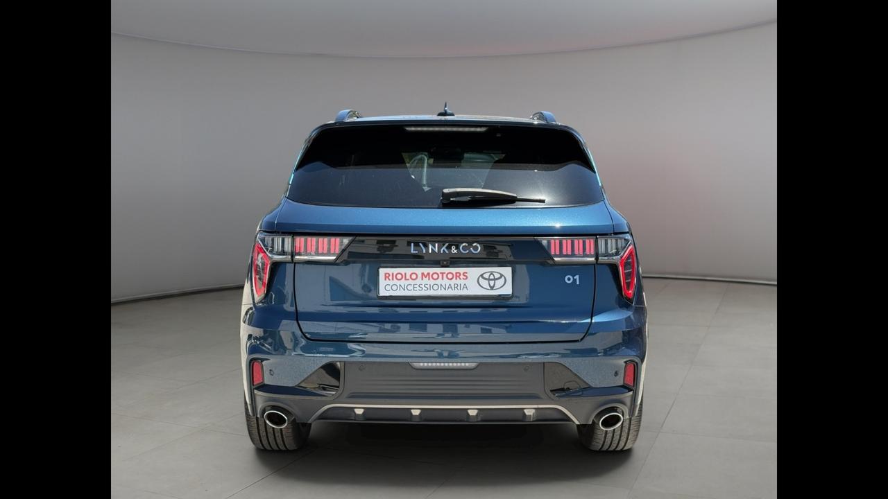 Lynk & Co 01 - 01 1.5 td phev auto