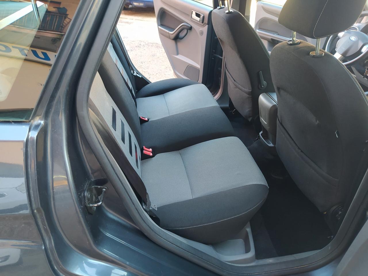 Ford Focus 1.6 (115CV) SW Bz.- GPL Titanium