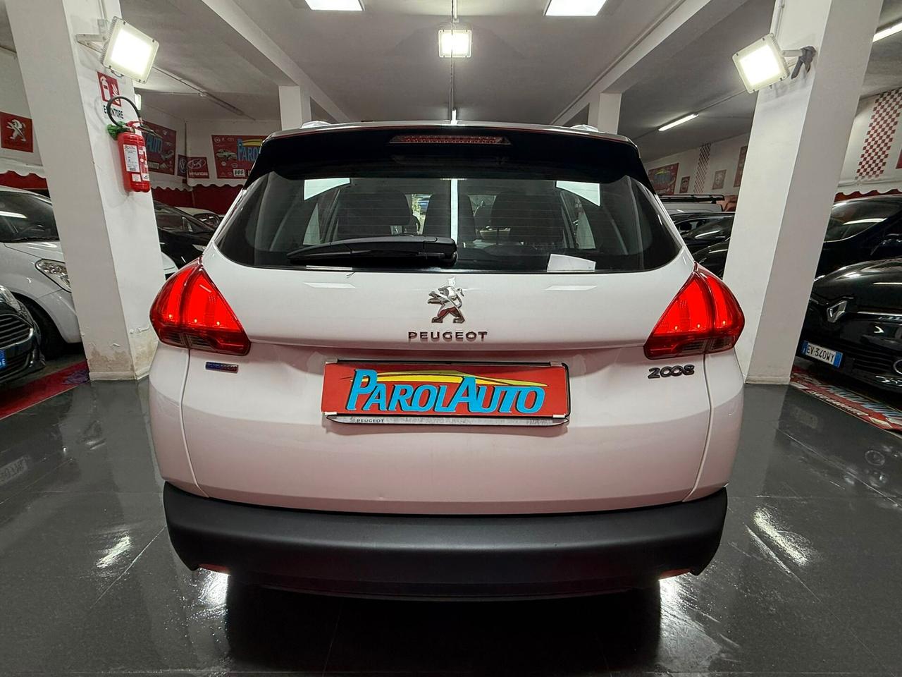 Peugeot 2008 1.2 82cv PureTech Allure - 2016