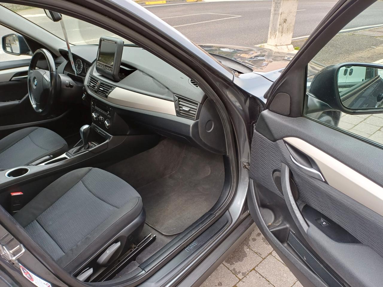 Bmw X1 sDrive18i X Line