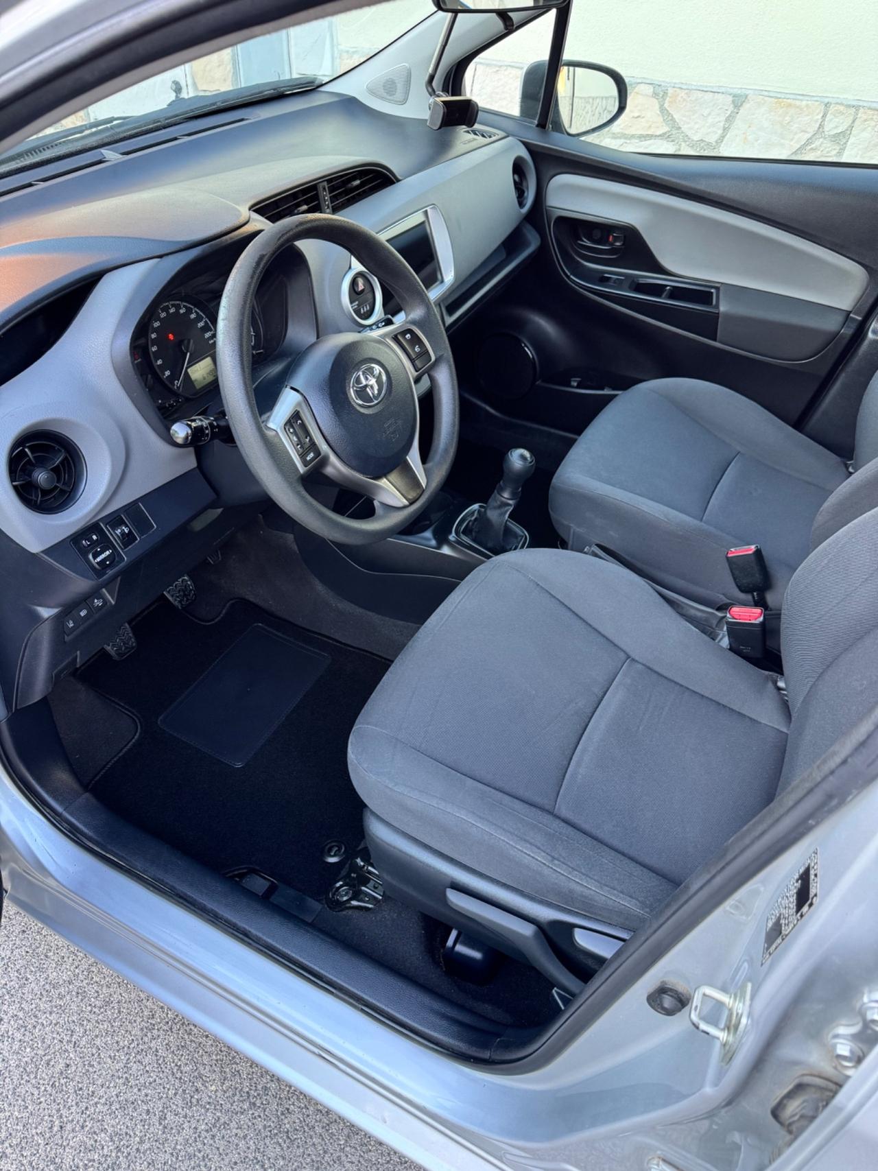 Toyota Yaris 1.0 5 porte unico proprietario